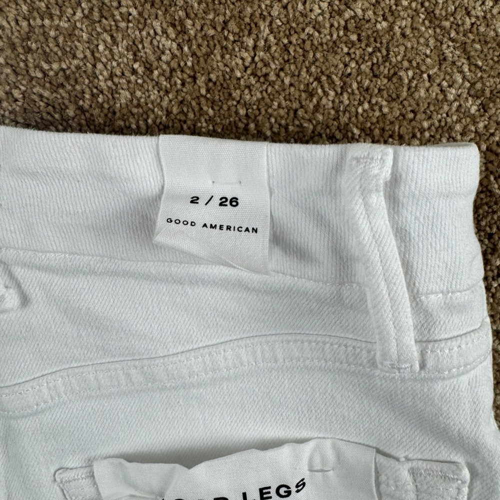 Good American Good Legs Straight White High Rise Raw Hem Jeans 2/26 $99 NEW - Picture 14 of 16